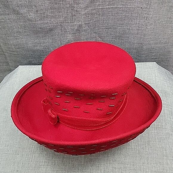 Scala VTG Red Hat Society - Handmade 100% wool Hat Women\'s - Beaded, Fedora, Bow